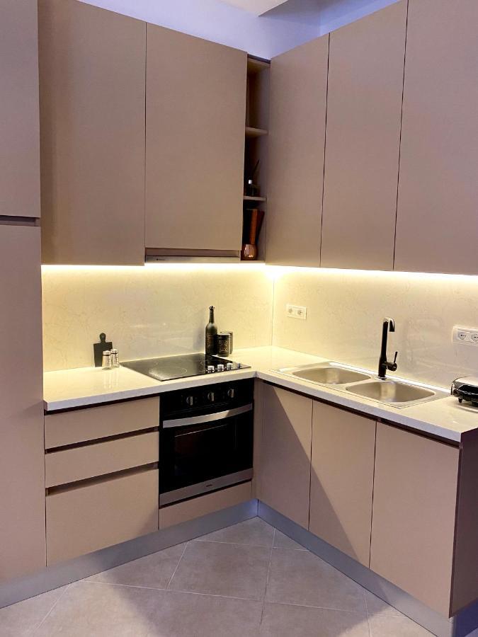 Azalea Studio Apartment In City Center Durrës Zewnętrze zdjęcie